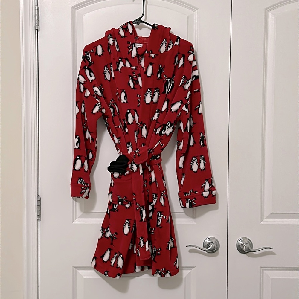 Vera Bradley Penguin Red Robe Small/Medium
